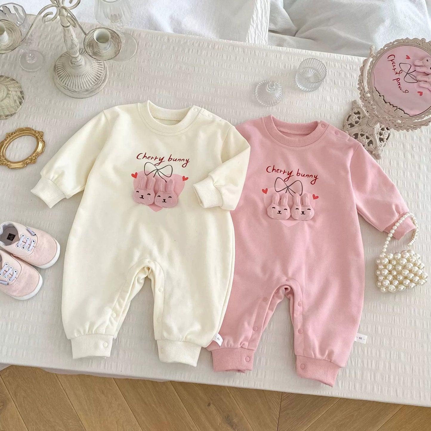 Autumn Arrival Baby Unisex Cartoon Long Sleeves Rabbits and Letters